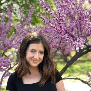 Meet your Posher, Savannah